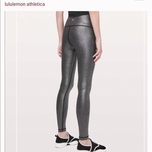 Lululemon wunder under luxtreme silver leggings